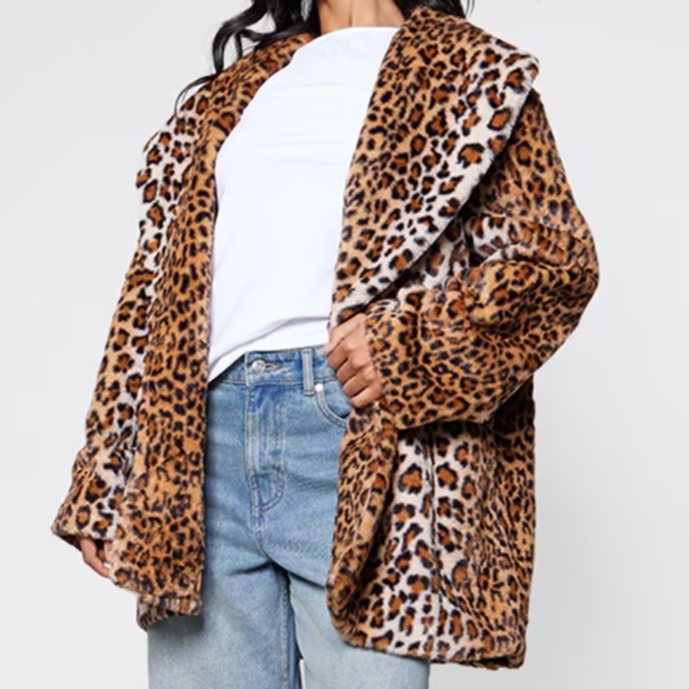 Leopard Faux Fur Midi Coat Size 8 NWT